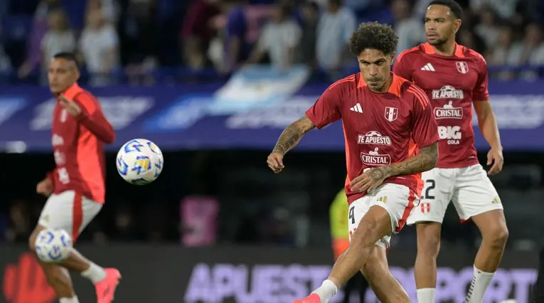 Paolo Guerrero, Perú