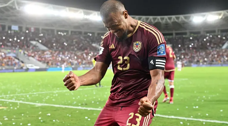 Venezuela venció a Perú con gol de Salomón Rondón 