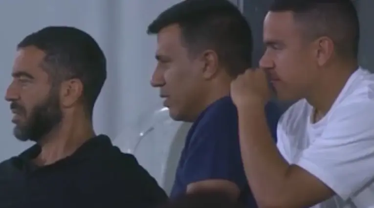 César Farías fue visto en otro estadio del FPC y se especula su salida de Junior. 