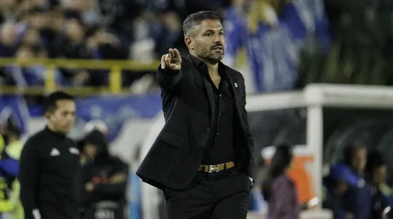 Javier Gandolfi, técnico argentino