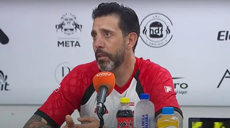 Jorge Bava, técnico uruguayo de fútbol