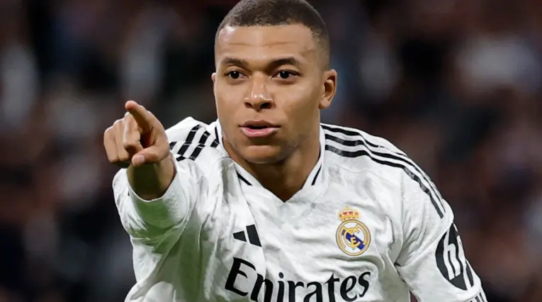 Kylian Mbappé con el Real Madrid