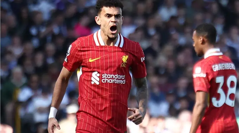 Luis Díaz podrá seguir contando con Virgil Van Dijk en el Liverpool 