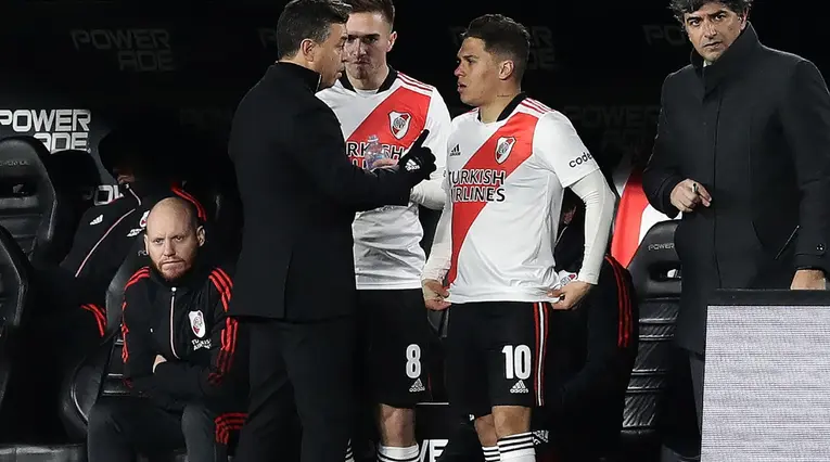 Marcelo Gallardo con Juan Fernando Quintero