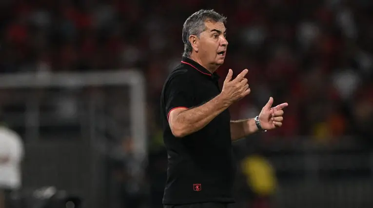 Jorge 'Polilla' da Silva - técnico de América