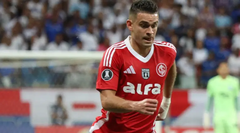 Rafael Santos Borré con Inter de Porto Alegre