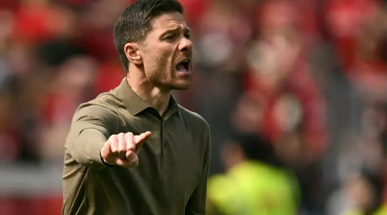 Xabi Alonso, entrenador del Bayer Leverkusen
