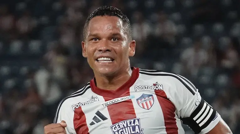 Carlos Bacca, Junior
