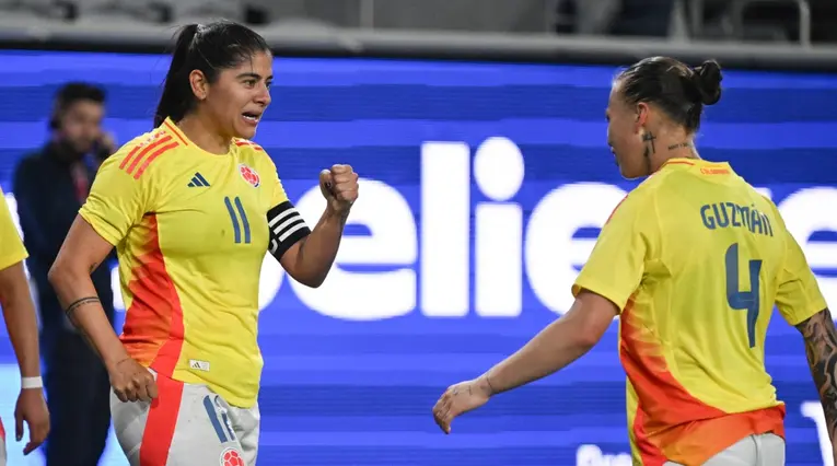 Catalina Usme celebra gol con la Selección Colombia Femenina