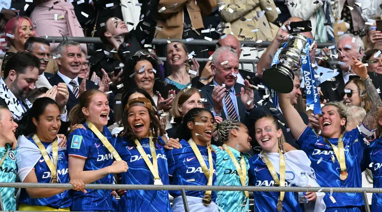 Mayra Ramírez y Chelsea campeones de la FA Cup