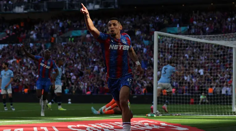 Daniel Muñoz, futbolista colombiano reconocido en Crystal Palace