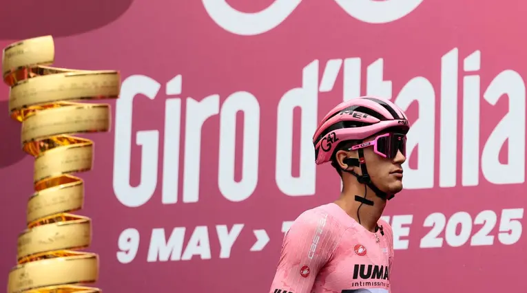 Isaac del Toro envió contundente mensaje en el Giro de Italia