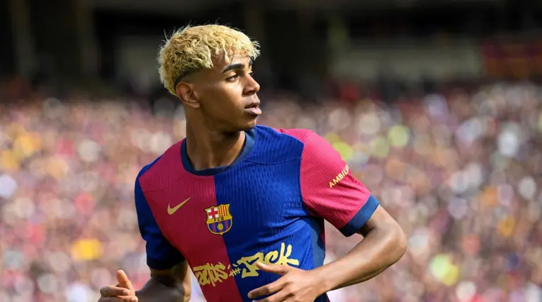 Lamine Yamal, futbolista español