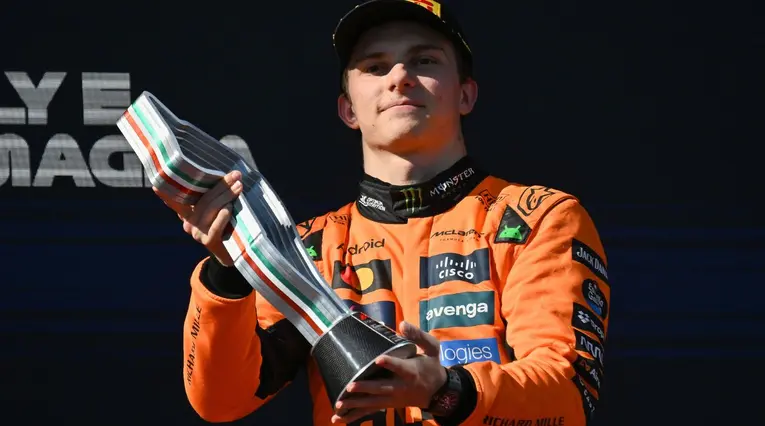 Oscar Piastri destaca en la F1 con un nuevo triunfo