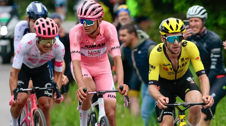 Richard Carapaz, Isaac del Toro y Simon Yates - Giro de Italia