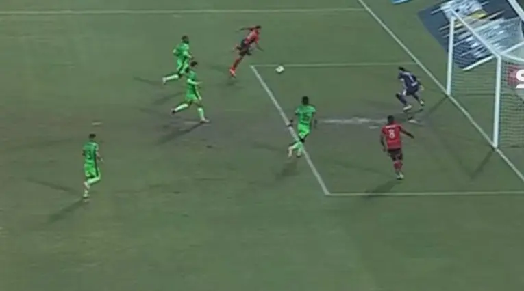 Marcus Vinicius le da agónico empate a Medellín sobre Nacional