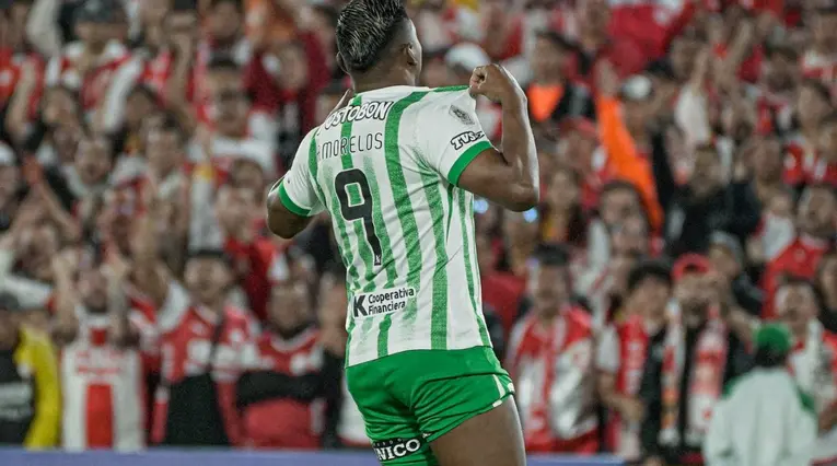 Polémica celebración de Alfredo Morelos frente a Santa Fe 