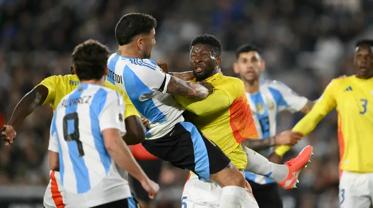Argentina sería sancionada por FIFA: hubo acción racista vs Colombia