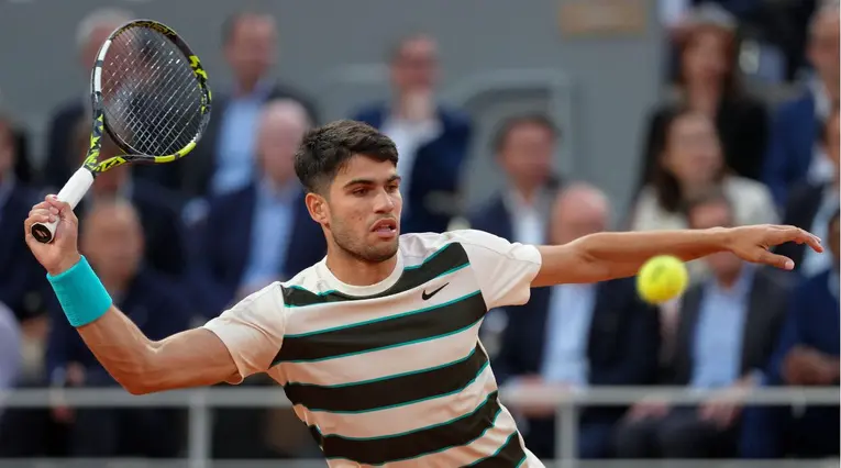 Carlos Alcaraz en el Roland Garros 2025