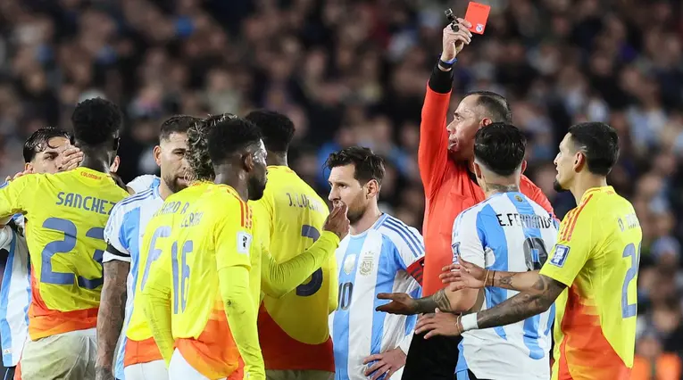 Rodrigo De Paul se desquitó con la Selección Colombia en las eliminatorias