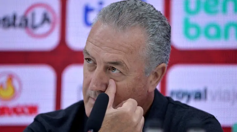 Gustavo Alfaro, entrenador de la selección de Paraguay