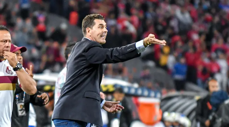 Ismael Rescalvo, entrenador español