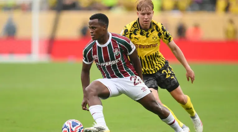 Jhon Arias brilló con Fluminense en el partido ante Borussia Dortmund