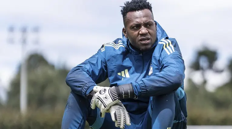 Millonarios define el futuro de Iván Arboleda