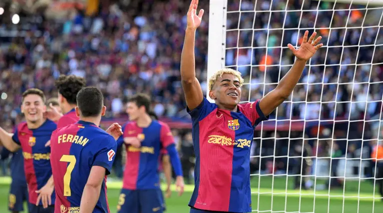 El FC Barcelona recibió millonaria multa