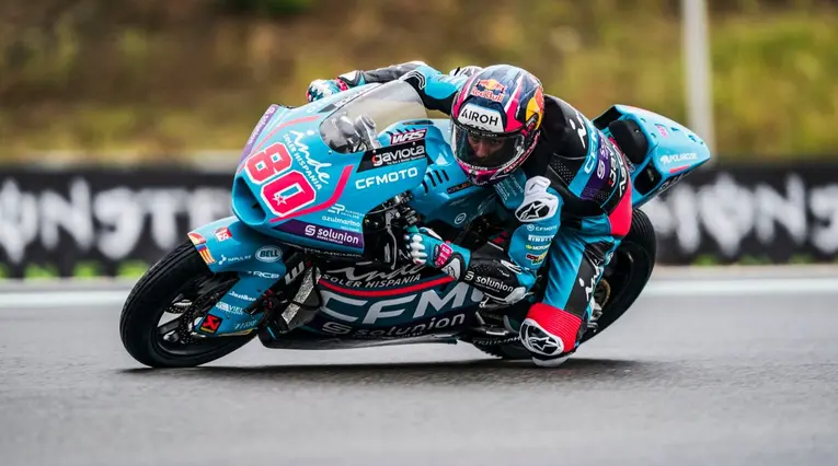 David Alonso sufrió el GP de República Checa en Moto2: sorpresa