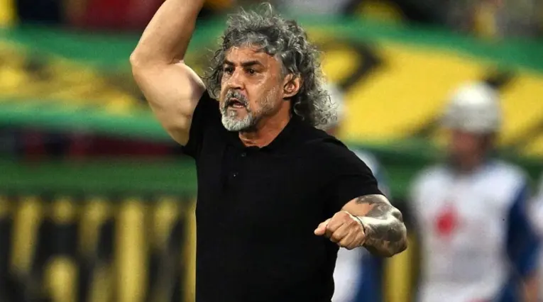 Leonel Álvarez