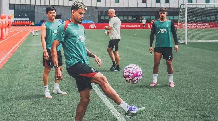 Luis Díaz demuestra su talento en Liverpool