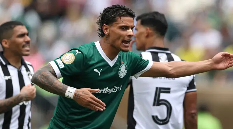 Richard Ríos jugaría en Benfica