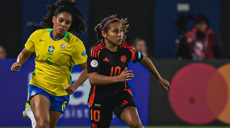 Referente de la Selección Colombia fue con todo contra Brasil 