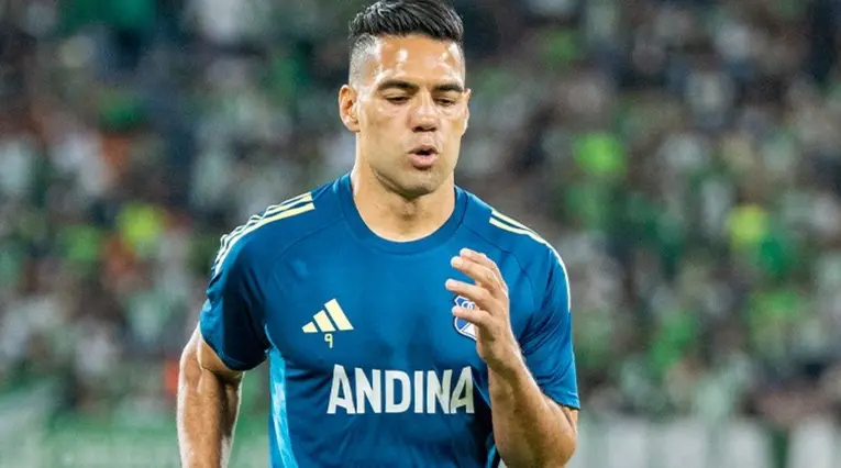 Falcao le dijo que no a España