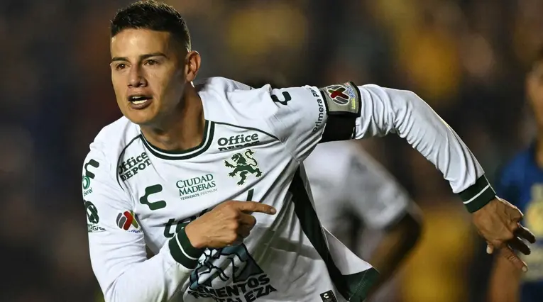 James Rodríguez, futbolista de León