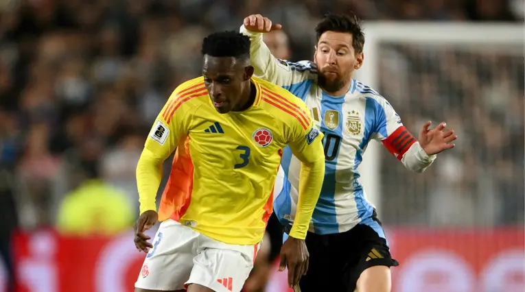 Jhon Lucumí sacude Europa: dos históricos en la pelea por su fichaje