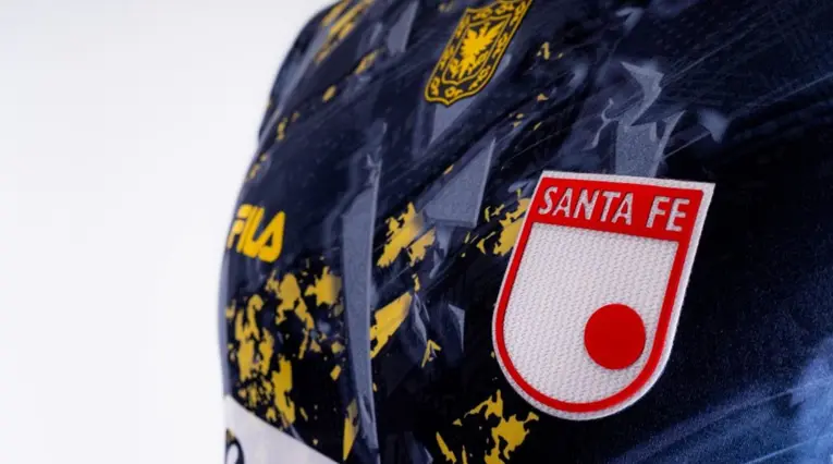 Así luce la nueva camiseta de Santa Fe