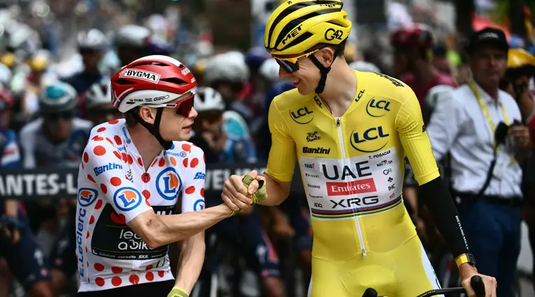 Jonas Vingegaard y Tadej Pogacar