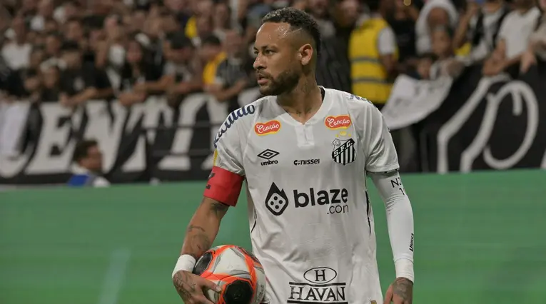 Neymar se ofreció a Italia