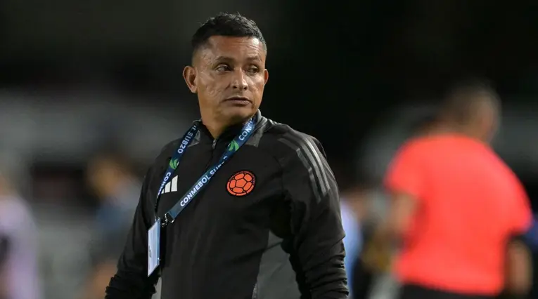 César Torres con la selección Colombia