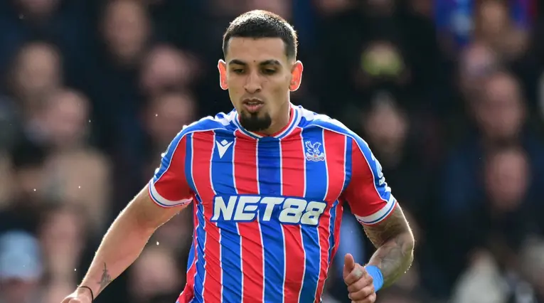 Daniel Muñoz con Crystal Palace