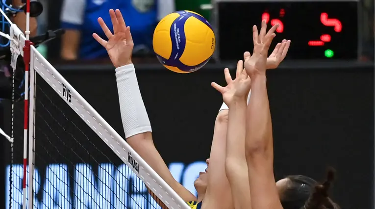 Corte Constitucional le pone fin a la exclusión de deportistas trans