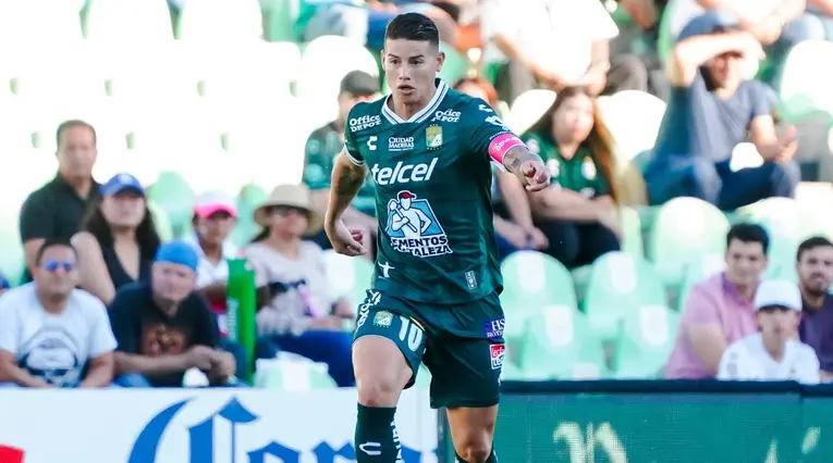 James en la derrota de León con Santos