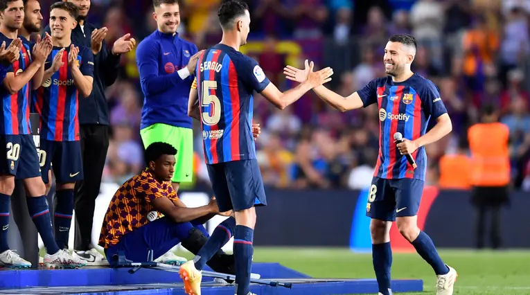 ¡Uno más! Otra leyenda del Barcelona anunció su retiro a final de temporada