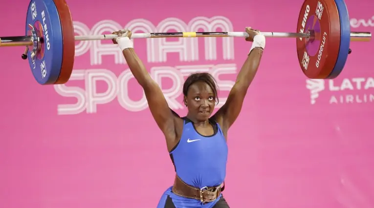 Yenny Sinisterra, pesista colombiana