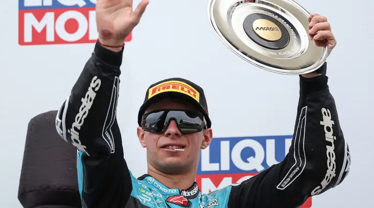 Davis Alonso se quedó en el podio del GP de Portugal