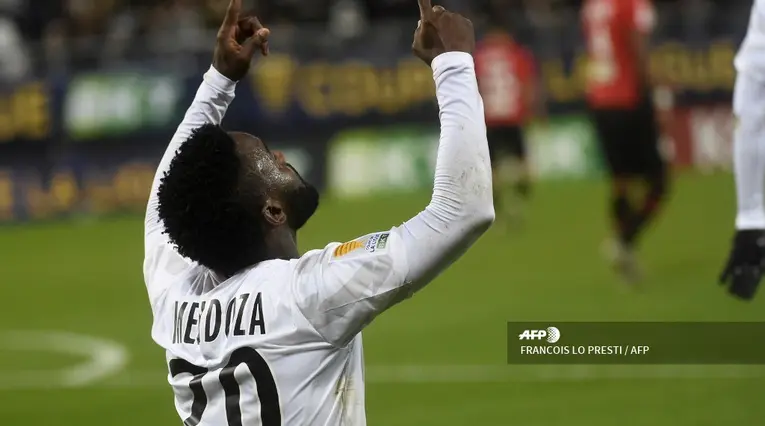 Steven Mendoza, Amiens, Liga 1 de Francia