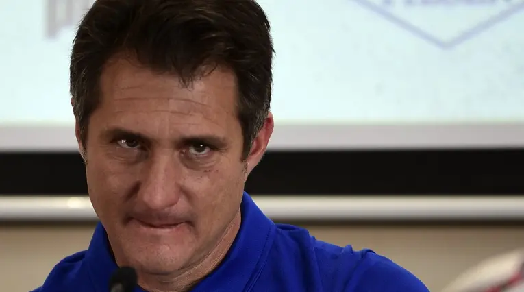 Guillermo Barros Schelotto, técnico de Paraguay