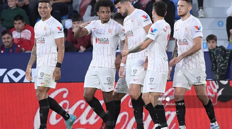 Sevilla en su triunfo por la Liga Santander, ante Levante.